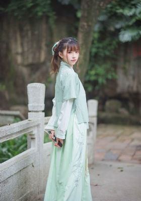亚洲丝袜av_剧情片高清电影在线