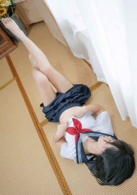 欧美黑丝性感美女_DVD国语在线观看