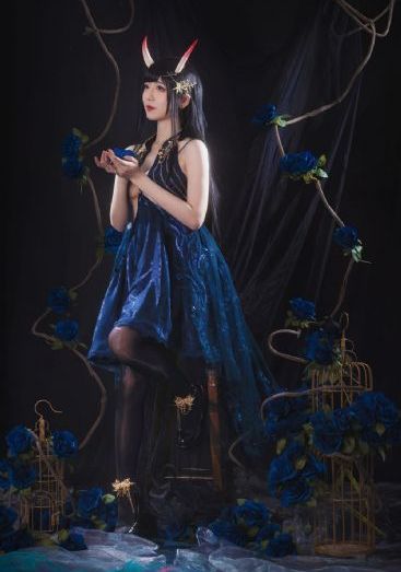 欧美风衣搭配图片女_BD韩语在线播放